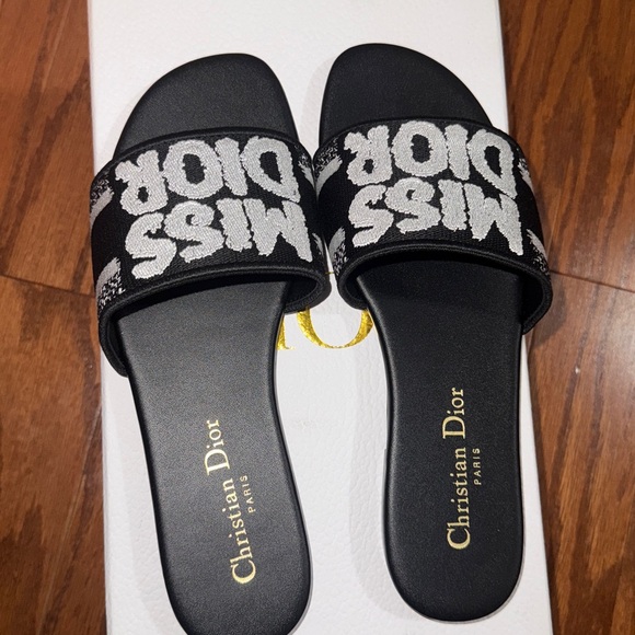 Dior Dway Slides - Picture 1 of 2